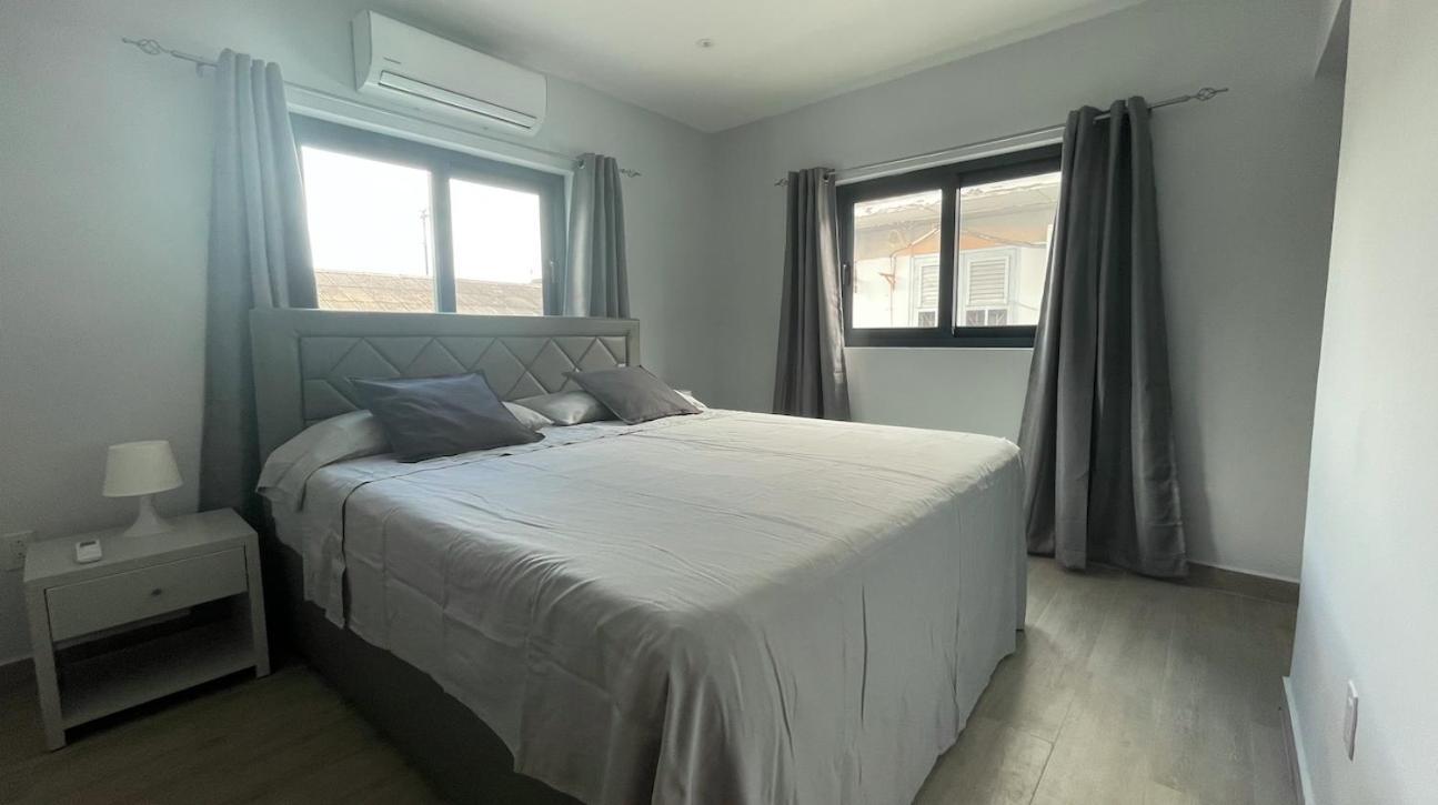דירות וילמסטאד Whitehouse Boulevard, Close To Mambo Beach And City Centre מראה חיצוני תמונה